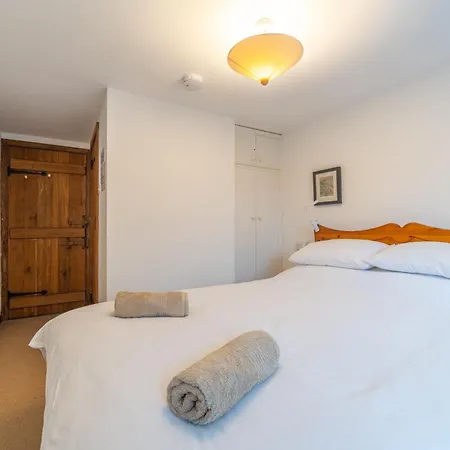 Holiday home Ghyll Foot - At The Foot Of Place Fell, Ullswater